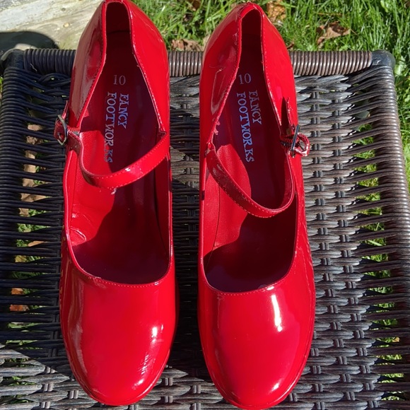 High Heel Platform Red Faux Patent Leather Mary Jane Shoes Women's Size 10 - Picture 2 of 6